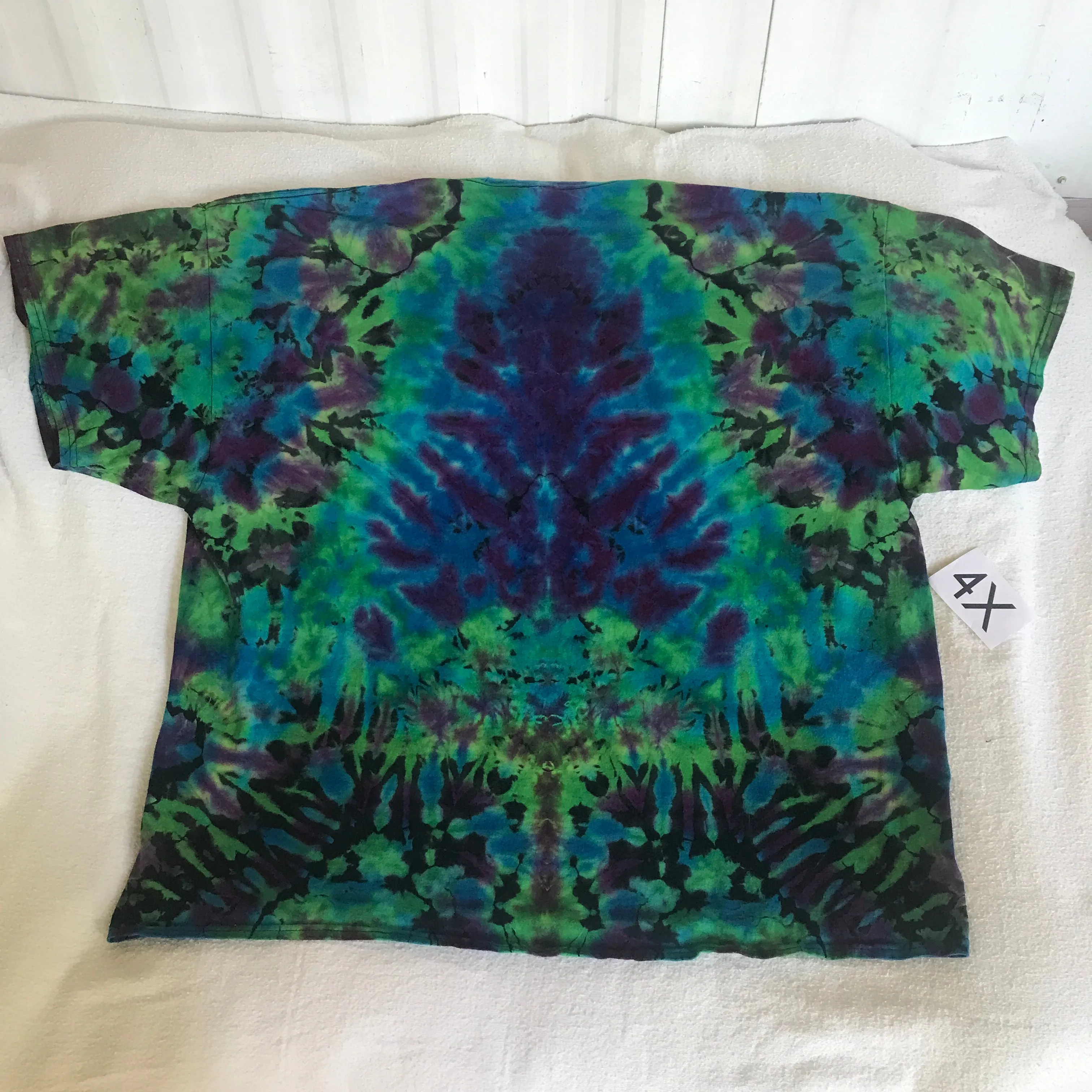 4X Discharged & Tie-Dyed Scrunch Tee