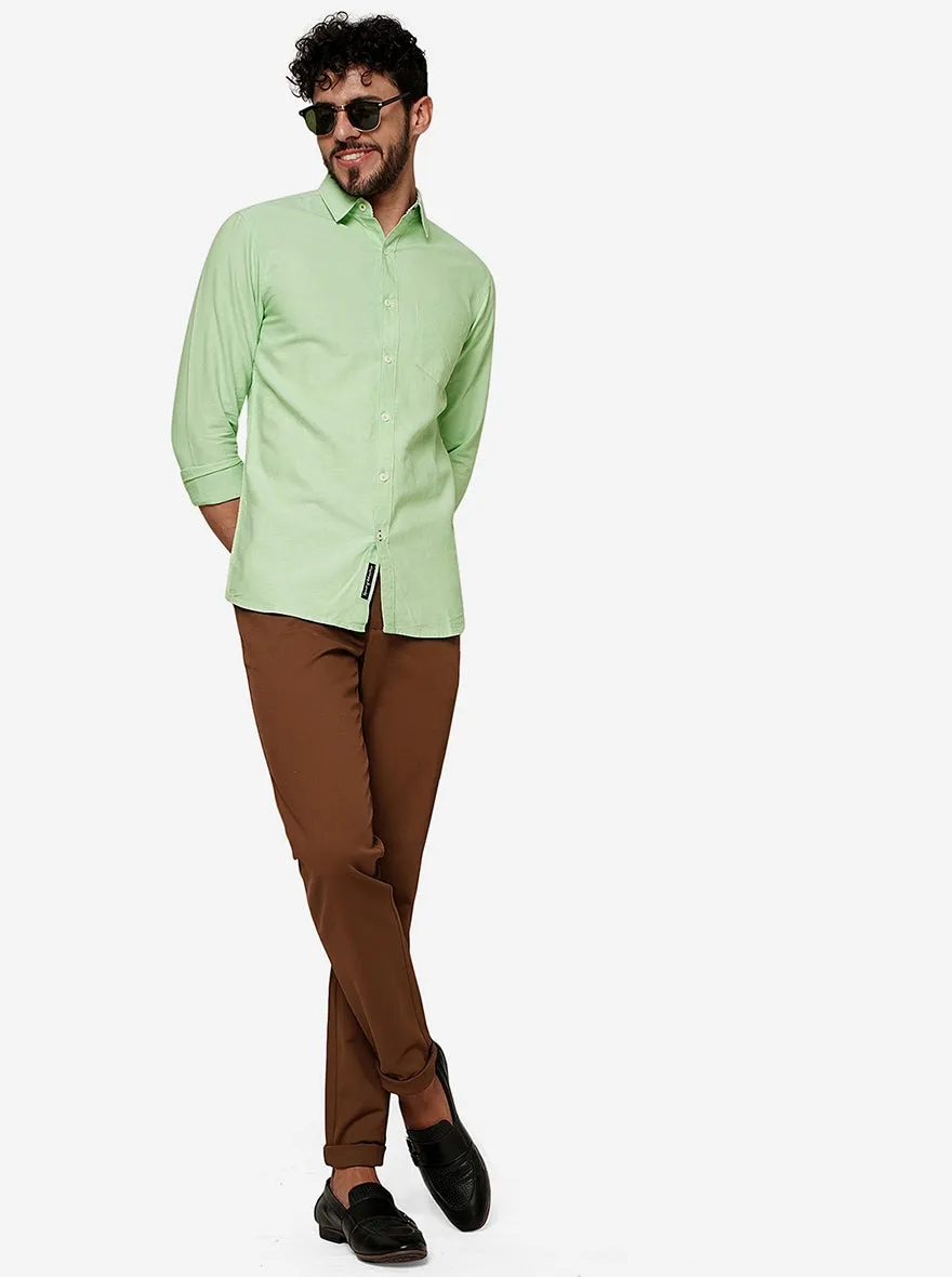 Light Green Solid Slim Fit Casual Shirt | JadeBlue