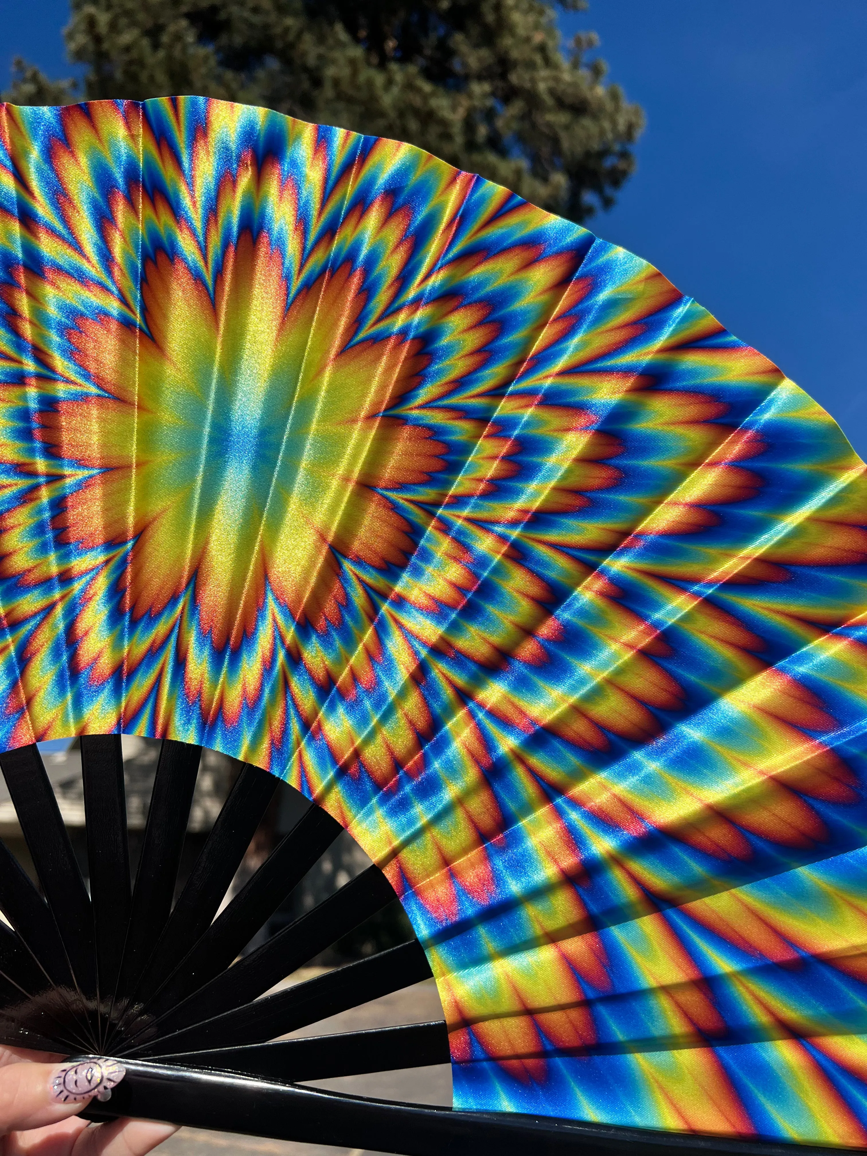 Psychedelic Clacker Fan